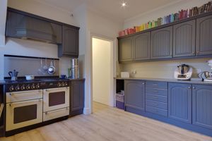 Kitchen / Diner- click for photo gallery
